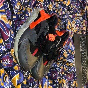 Nike Huarache.
